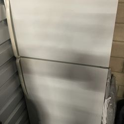 Whirlpool Refrigerator & Freezer 