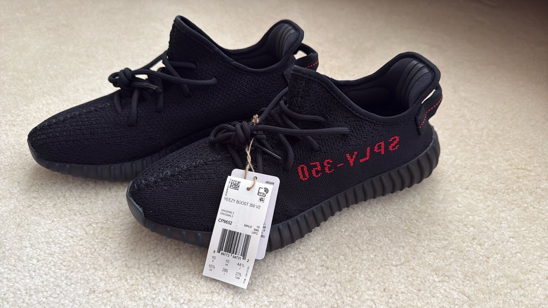 Brand New adidas Yeezy Boost 350 V2 “Bred”