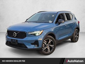 2024 Volvo XC40
