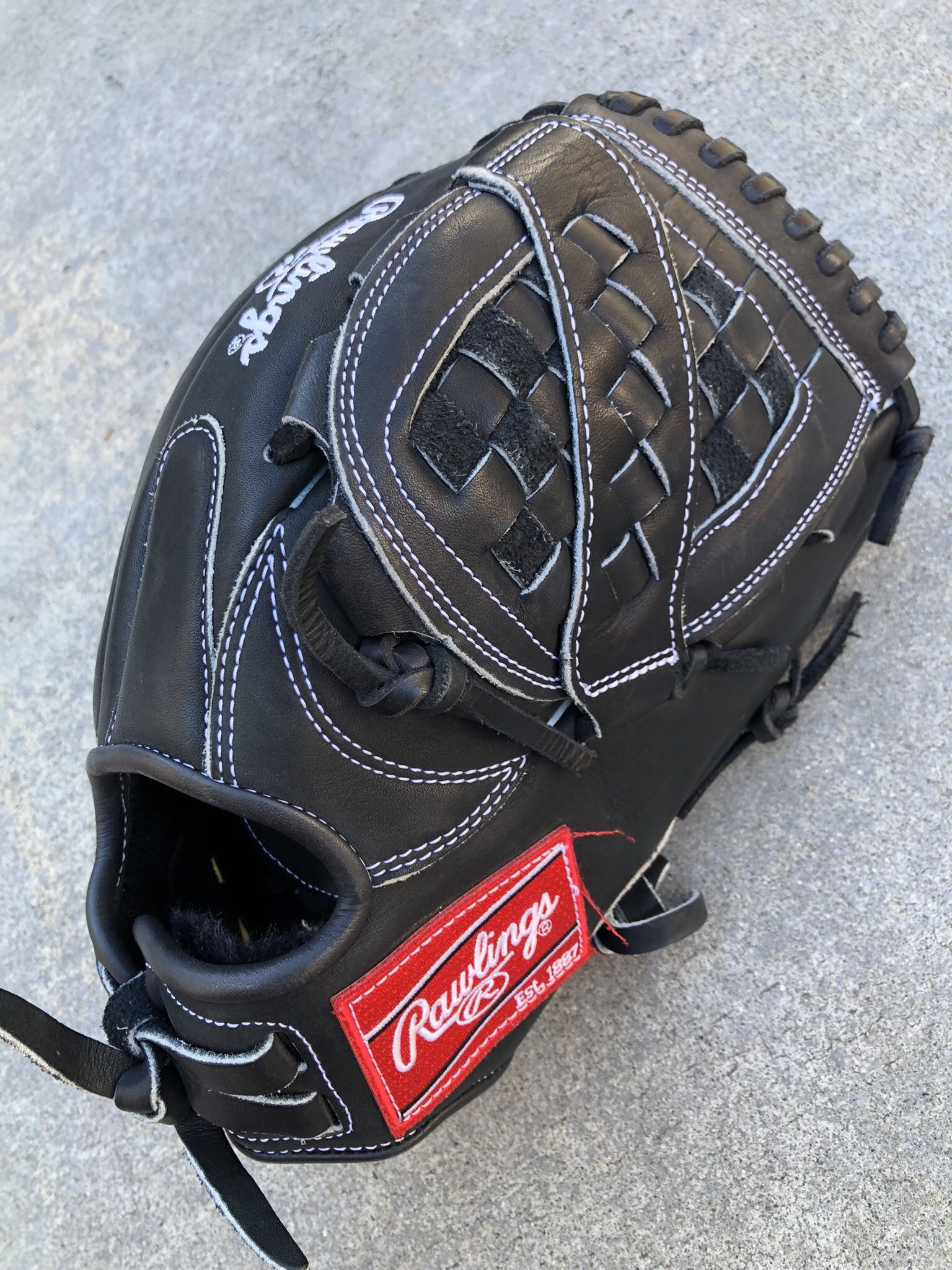 Rawlings Gold Glove Softball Glove Sz 12” In New Condition Have More Baseball And Softball Equipment Available. $100 Firm