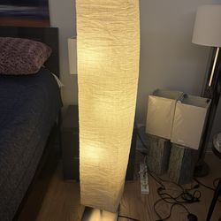 Floor lamp