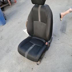 16/21 Honda Civic Passenger Seat $200
