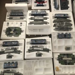 Disney Hawthorne Village Complete Train Set