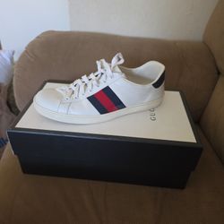 Mens GUCCI SNEAKERS