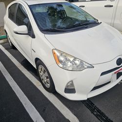 Toyota Prius C 2012