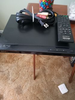 DVD Player With Cords And Remote