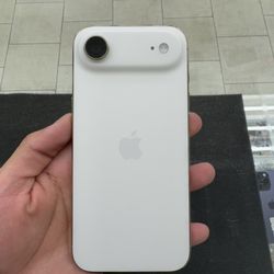 iPhone Air FACTORY UNLOCKED