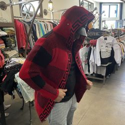 Men’s long hoodie, jacket store pick up