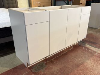 NEW! URBANA CABINET CO 3Pc. Flat Front Cabinet Trio (Set of 3)