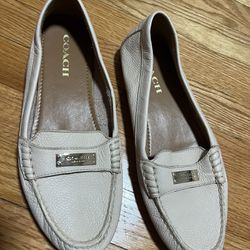 Coach flats