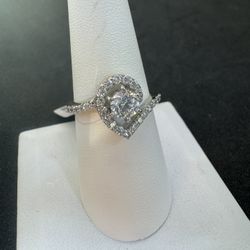 14kt, Diamond Ring 🤑 🤑 💎 5.6g 