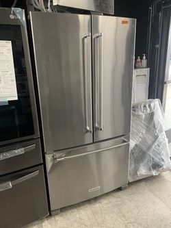 Kitchen aid French door in stainless steel counter depth