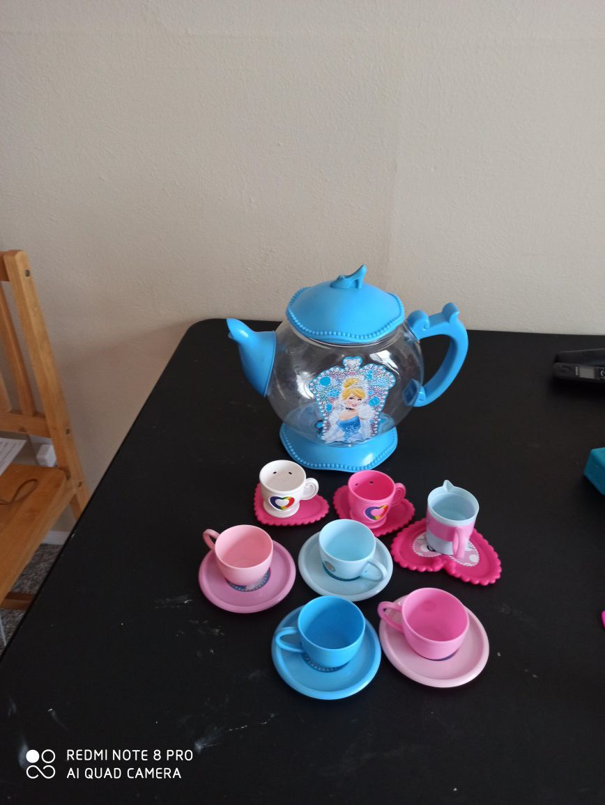 Cinderella tea party set
