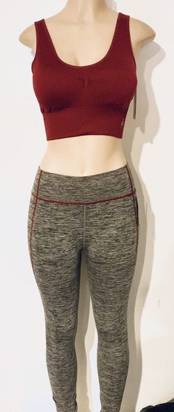 Active wear set leggings and sports bra