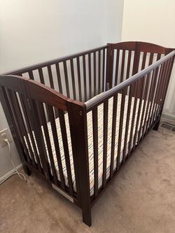 Dark Wood Foldable Baby Crib with Mattresso