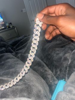 Cubin. Buss down