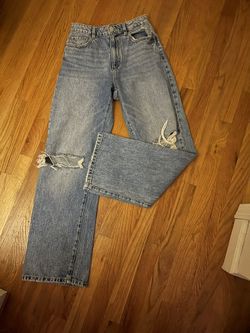 Garage Light-Wash Ripped Straight Leg Jeans