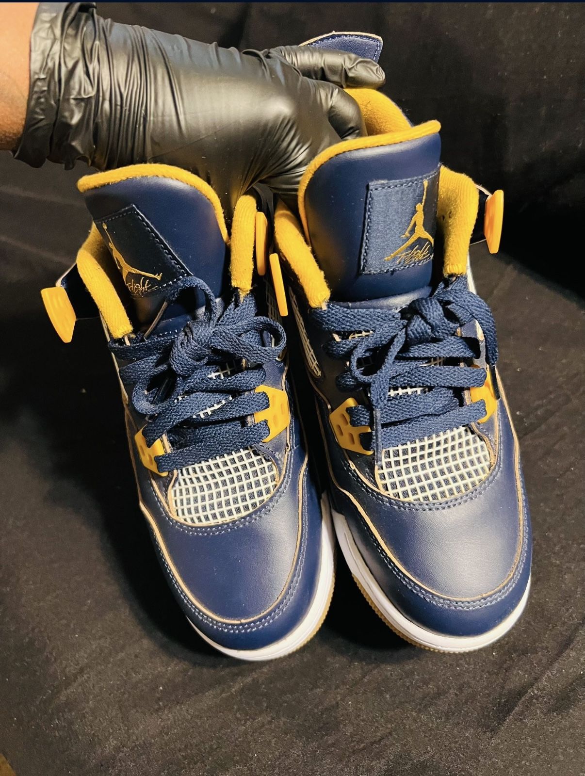 Jordan Retro 4s “Dunk From Above”