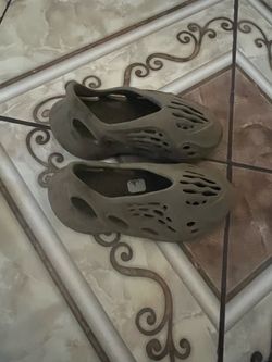 Shoe