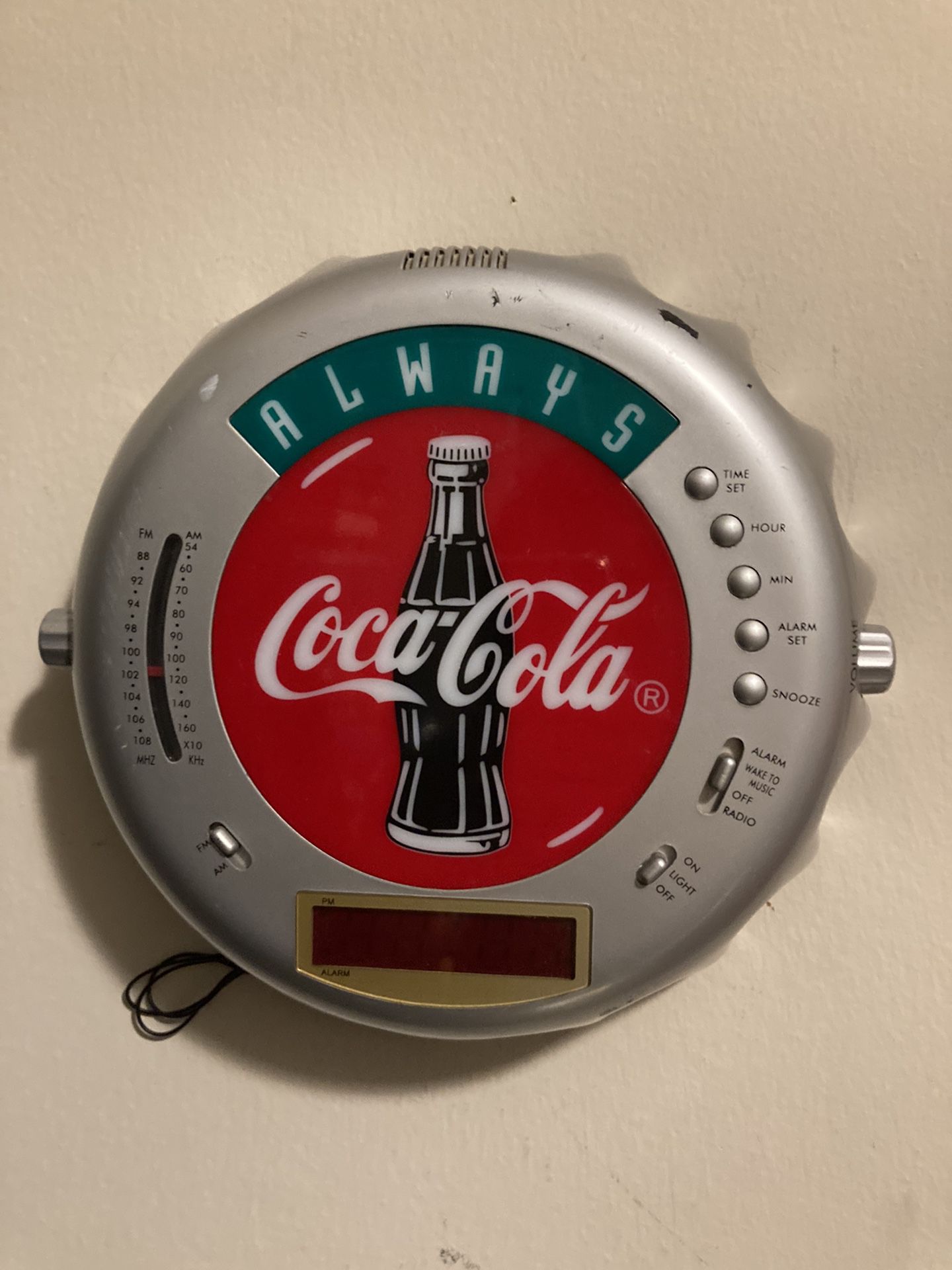 Vintage Coca Cola Radio Clock