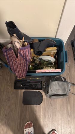 Mixed Lot of Assorted Items