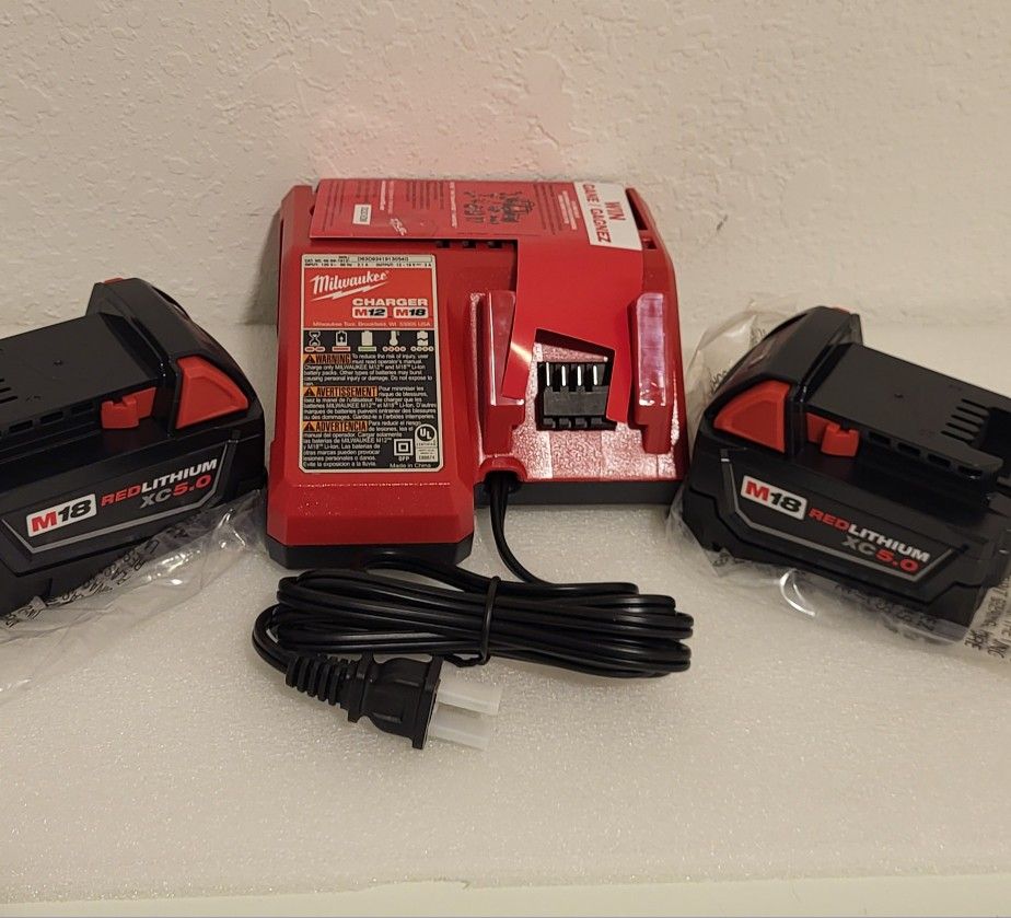Kit 2 M18 REDLITHIUM XC5.0 Batteries ➕️Charger M12/M18