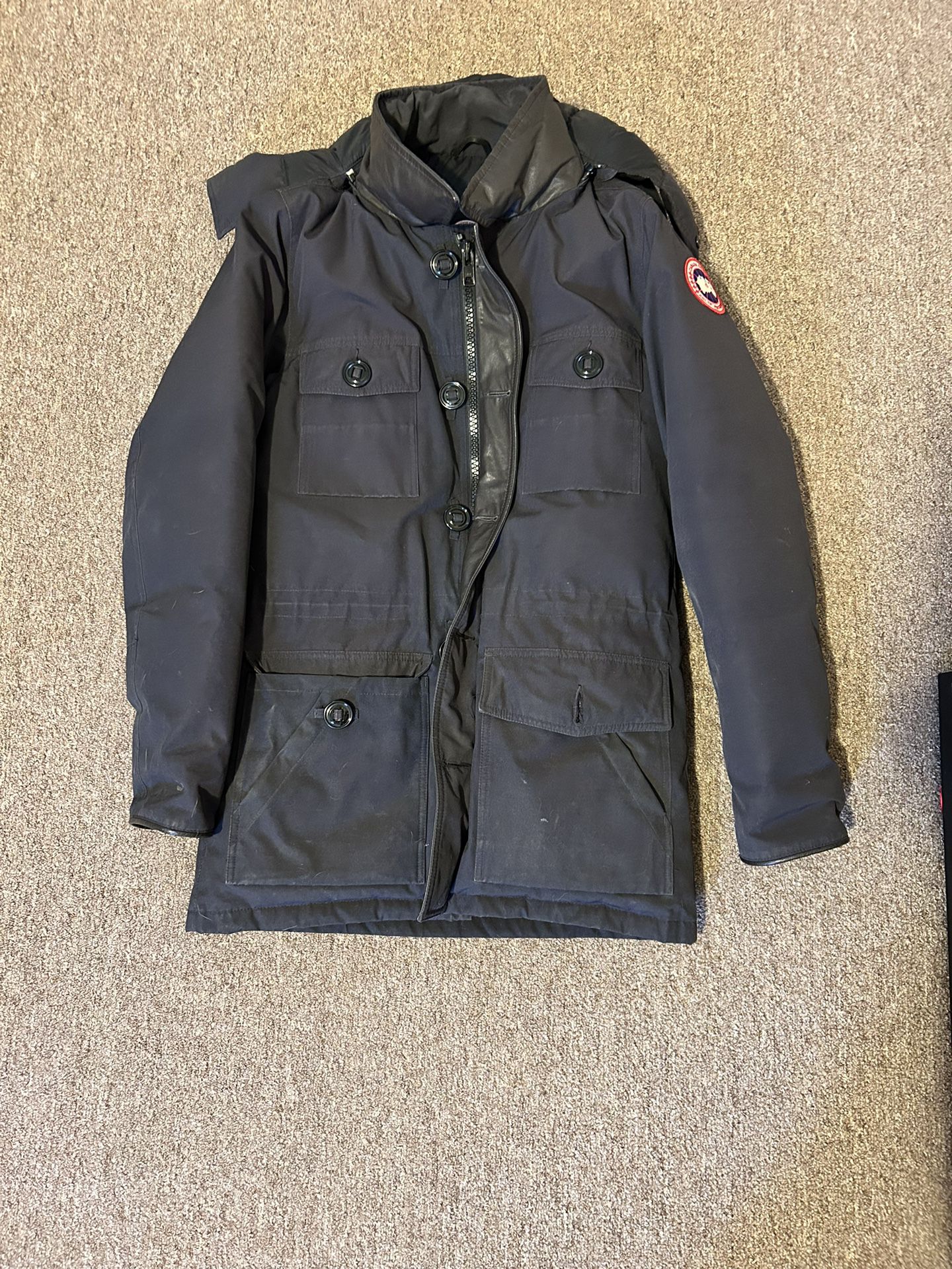 Canada Goose Parka $450 Color: Black Size:Small Adult 