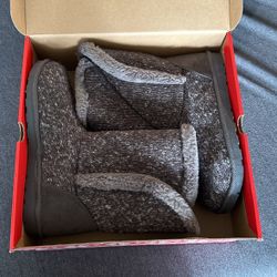Foam Grey Uggs