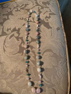Stone and Pearl necklace pendant