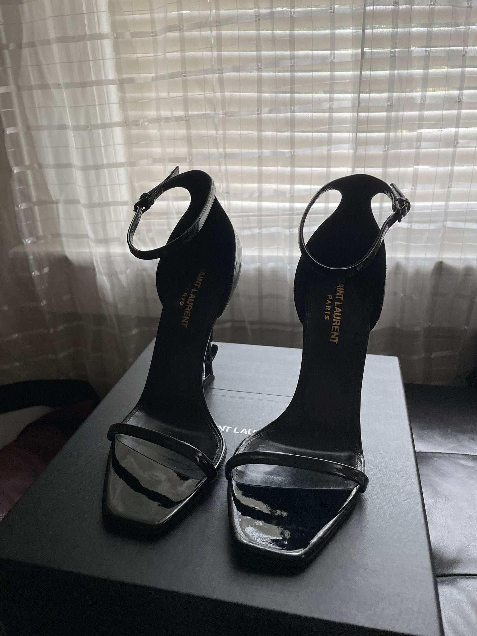 YSL Opyum 110 Heels Patent Black 39