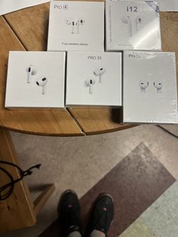 5 different type of earbuds brand new unopened