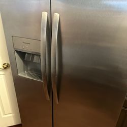 Refrigerator Repairs 