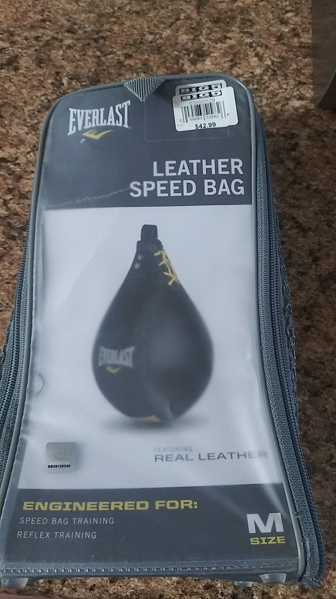 EVERLAST leather speed bag