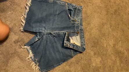 women’s wrangler jorts 3x32/xs