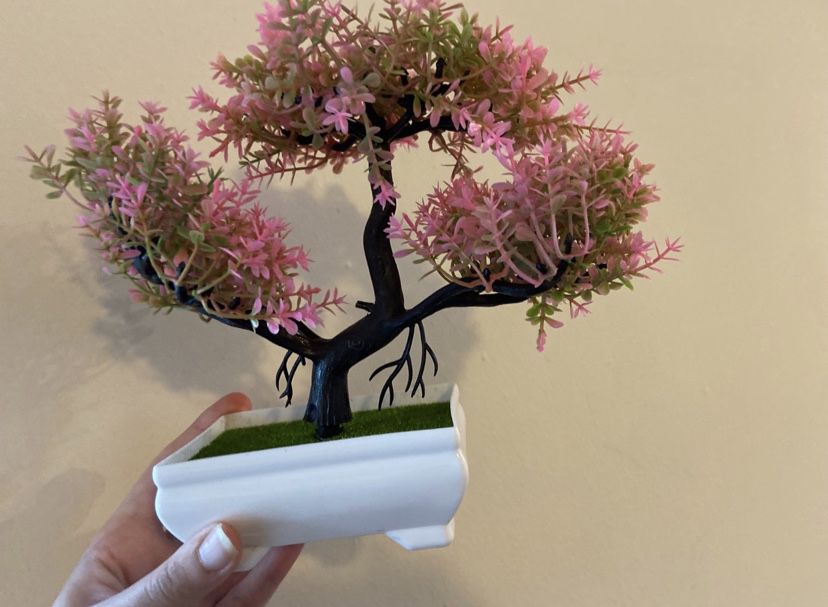 Artificial Plants Bonsai Small Tree Pot Fake Plant Flowers Potted Ornaments For Home Room Table Decoration Hotel Garden Decor   I have two bunches of 