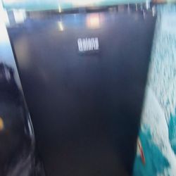 Mimi Fridge 