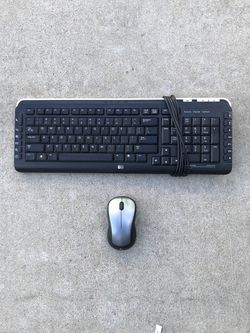 Teclado hp y ratón. Keyboard hp and mouse