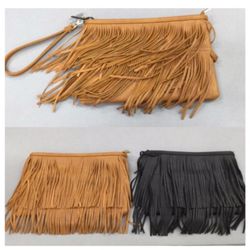 Tassel wristlet clutch