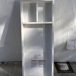 Changing Tray Table Topper 