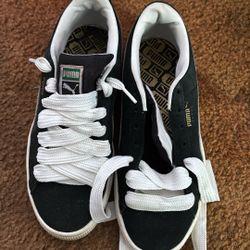 Puma Suedes 