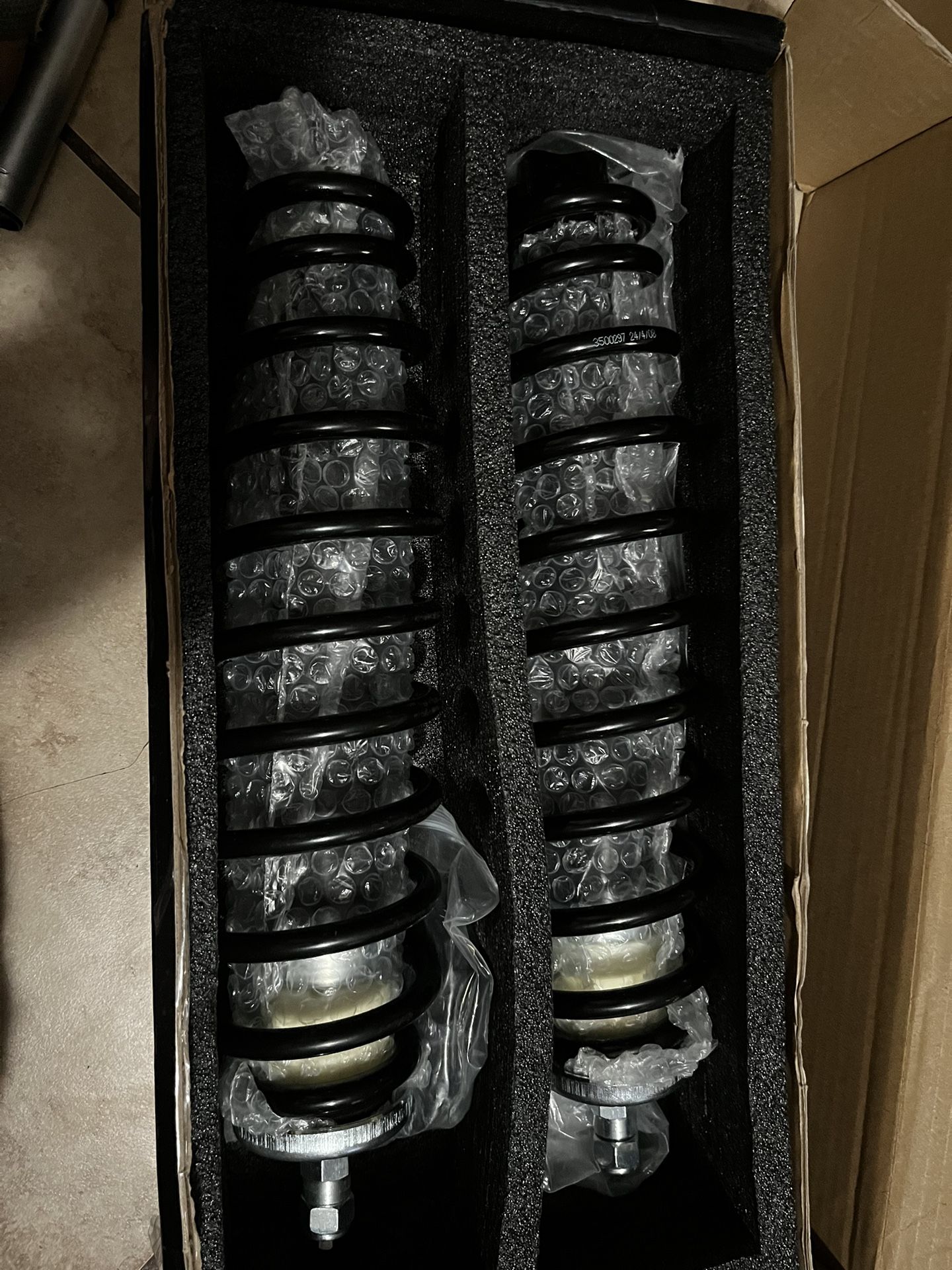 Front Struts Shocks Polaris Ranger 500