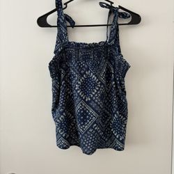 Blue Patterned Tank Top size xs - new, never used 