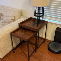 End Table And Lamp 