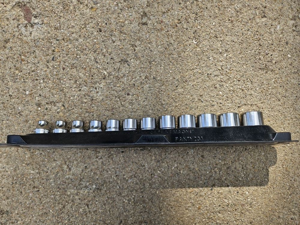 SnapOn Metric Shallow 3/8 Socket Set