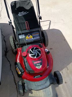 Lawn mower Craftsman 6.75 horse rear bag mulch adjustable Wheels no offers no trades buyers right up with ease works good 75th Ave Indian School