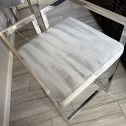 4 Chrome CounterHeight Bar Stools