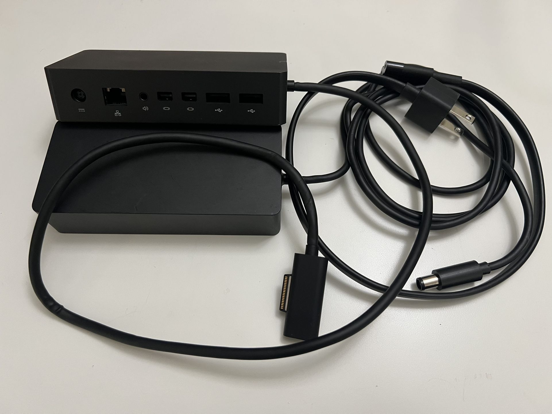 Microsoft Surface Pro Docking Station