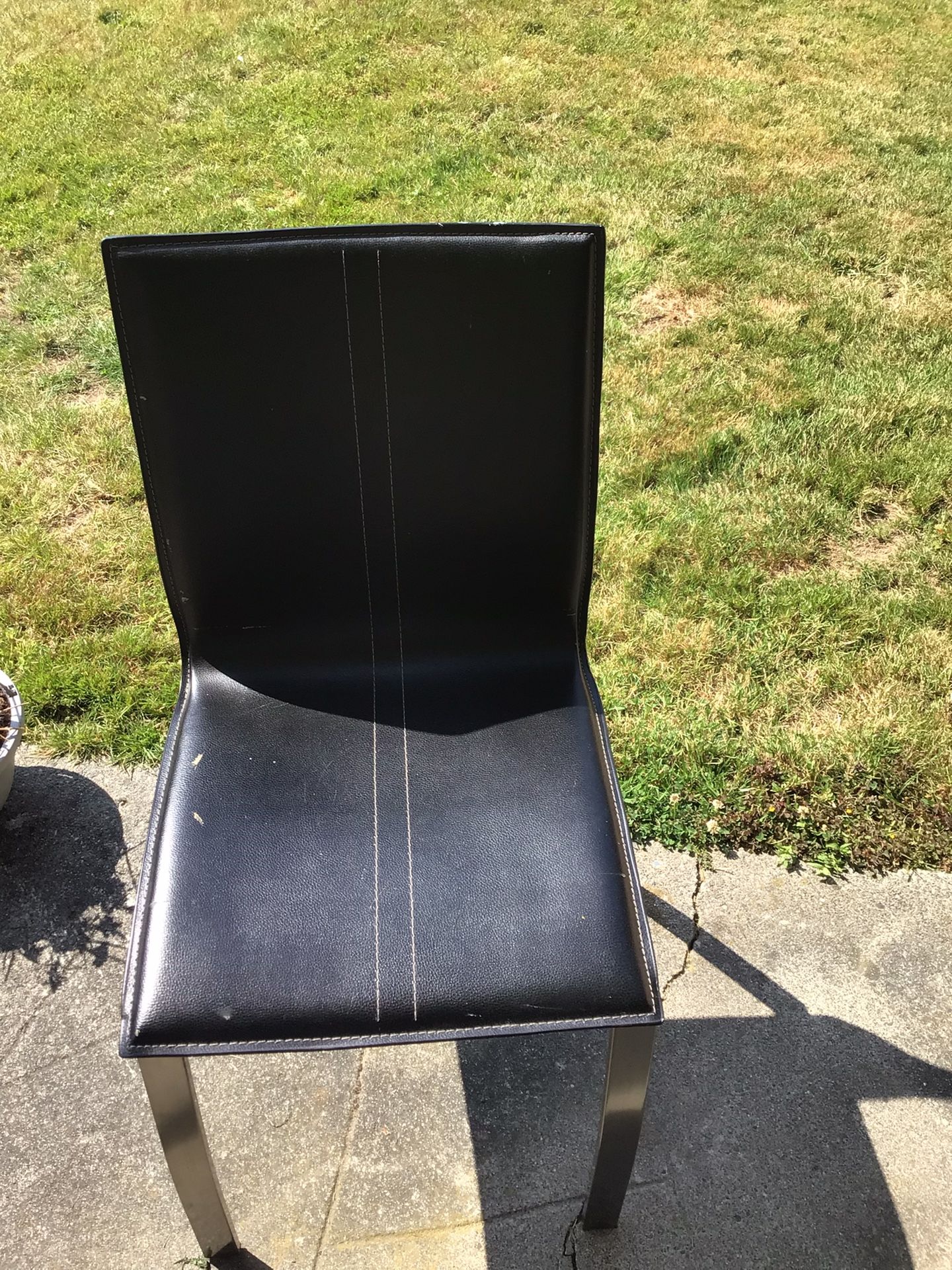 Black Leather Dining Table Chairs