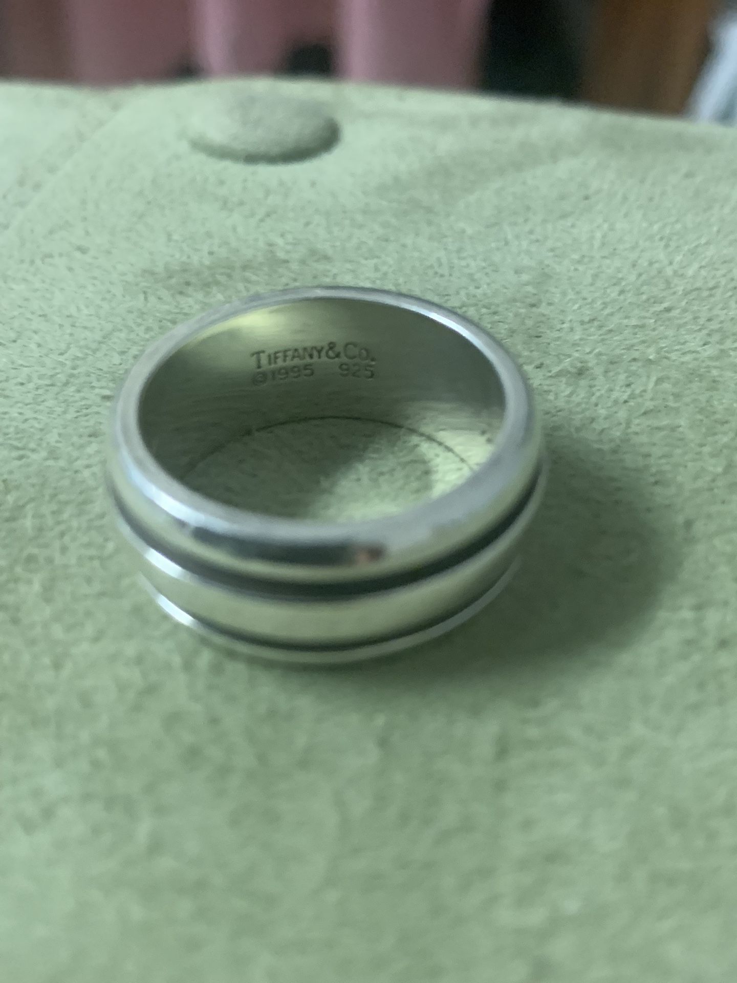 Rare Tiffany and Co. Atlas Ring Retired 9.25 Silver