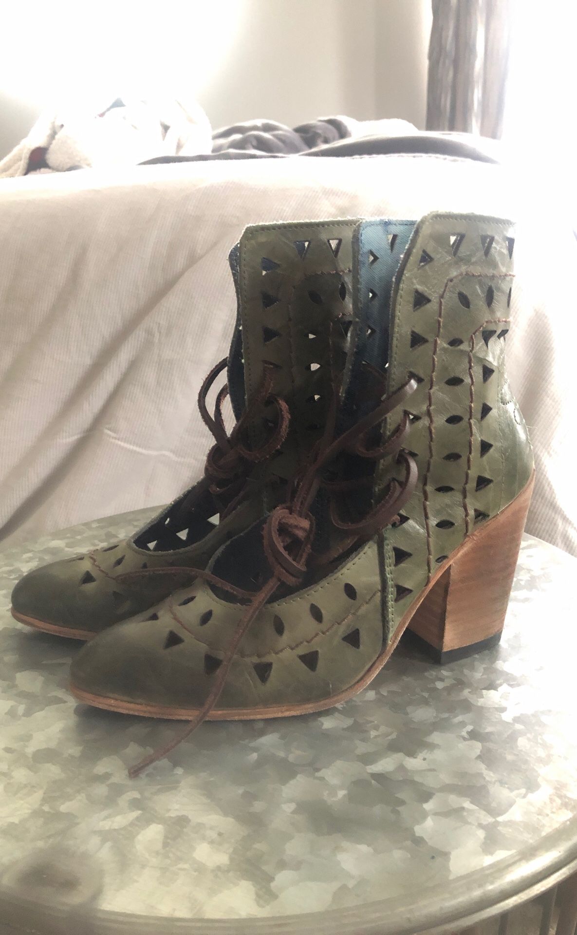 Freebird Flute shoes booties 6